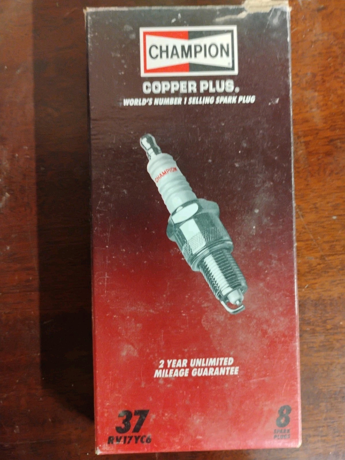 Champion Spark Plug Copper Plus Stock # 37 RV17YC6 Box of 8 Plugs -NEW