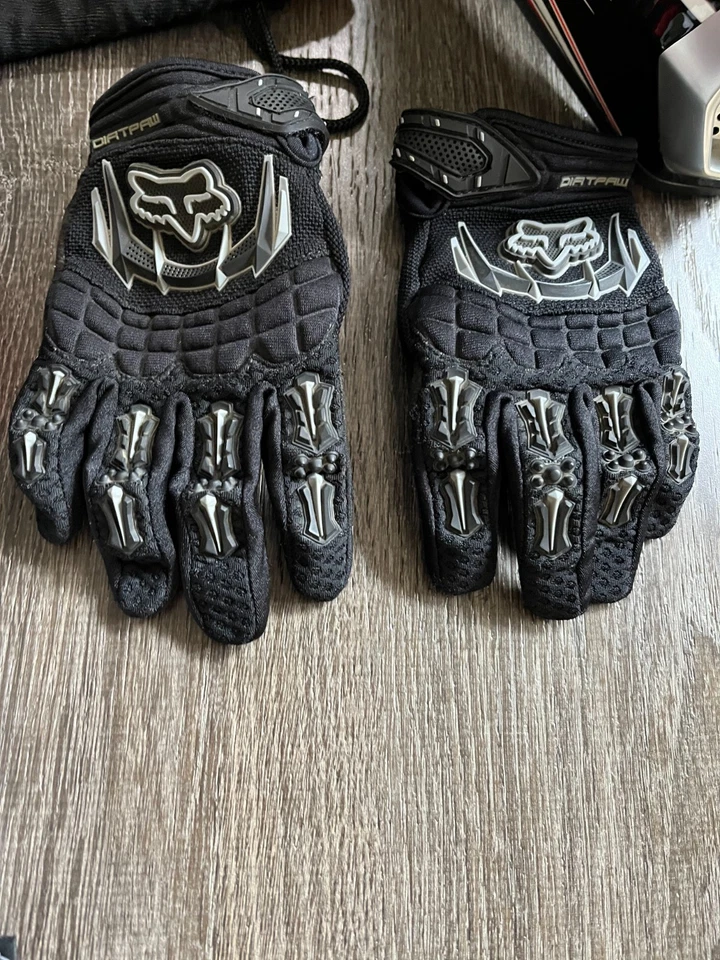 Fulmer Helmet Fox Racing Dirtpaw Gloves Goggles Protective Gear READ DESCRIPTION - Image 2 of 4