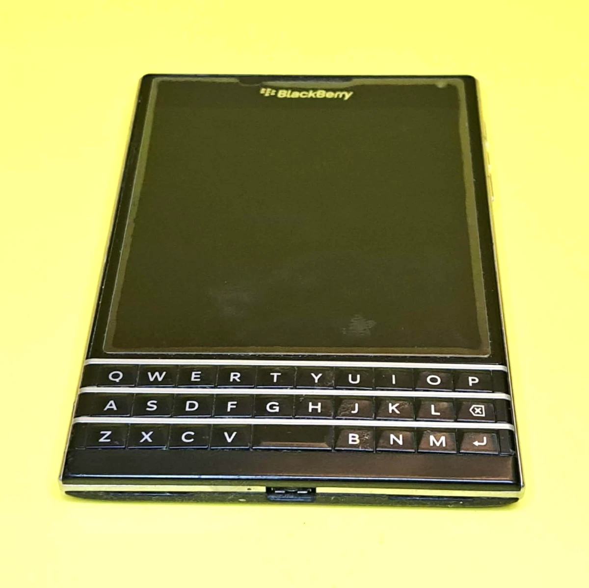 BlackBerry Passport 未使用品 BlackBerry Passport Unlocked Cell Phones & Smartphones for Sale