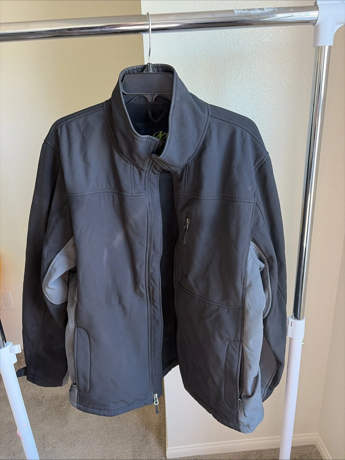 Men's NordicTrack Jacket Size XXL Black Zip Up Jacket Soft Shell Fleece Line 2XL