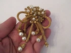 vintage costume jewelry pin brooch
