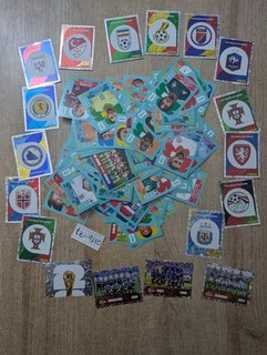 240 Panini World Cup Stickers Inc. 14 Foil Badges FWC1 FWC14 FWC17 FWC 18