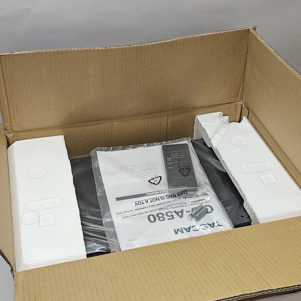 Tascam CD-A580 Combo Deck CD Cassette Player Studio NOS NEW OLD STOCK OPEN BOX - Image 2 of 3