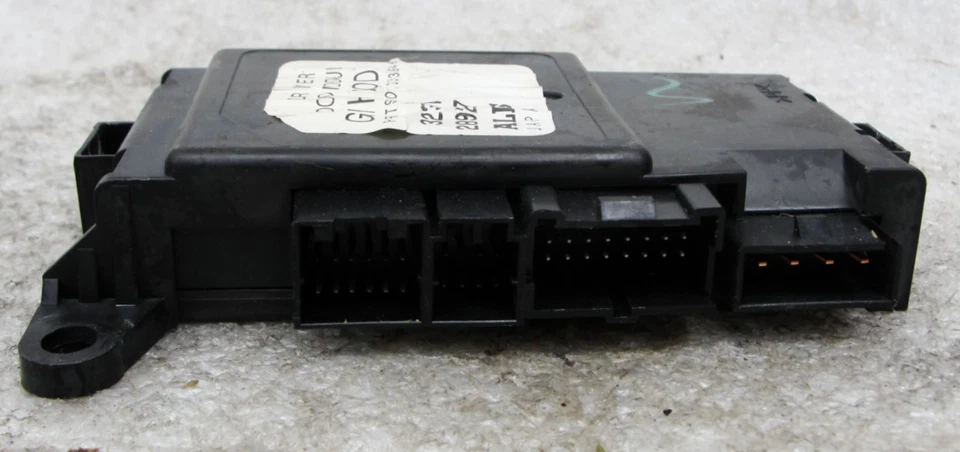 Buick Lesabre Bonneville модуль управления кузовом водительской двери BCM 00-05 25739948 OEM - Изображение 4 из 4