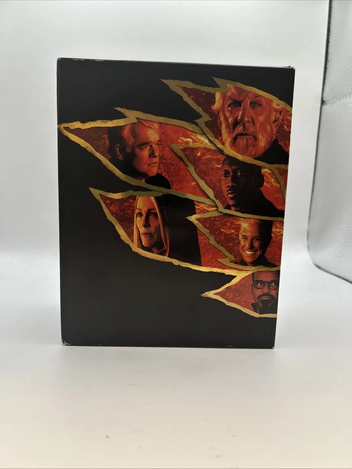 The Hunger Games: The Ultimate 4-Film Collection [Steelbook] [4K UHD + Blu-ray] - Image 2 of 4