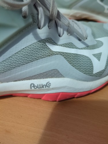 Mizuno Sneaker Größe UK 5 - Bild 2 von 9