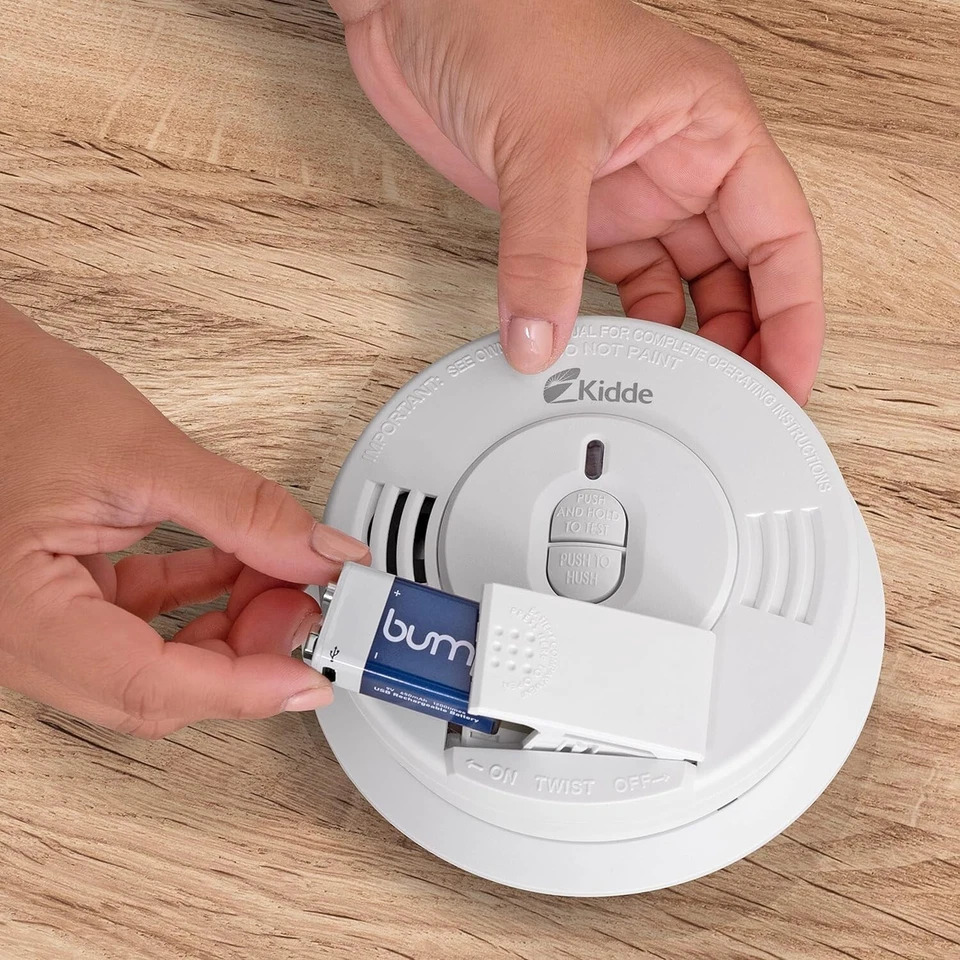 Paquete de 4 baterías recargables de iones de litio de 9 voltios 650 mAh tipo USB-C cable golpe Foto 3 de 4