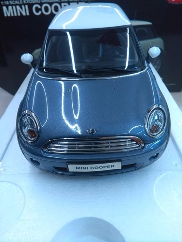 Kyosho Blu Mini Cooper - Foto 4 di 10