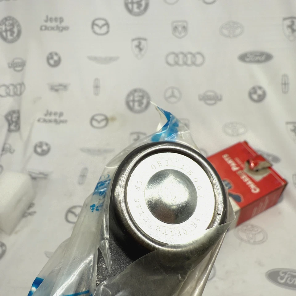 Ford Crown Victoria 2003-2011 extremo de barra de amarre exterior delantero OEM CF3W1Z-3A130-BA Foto 4 de 4