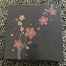 Blackwing x Moleskine Sakura Gift Set: (4) Blackwings + (2) Moleskine Notebooks