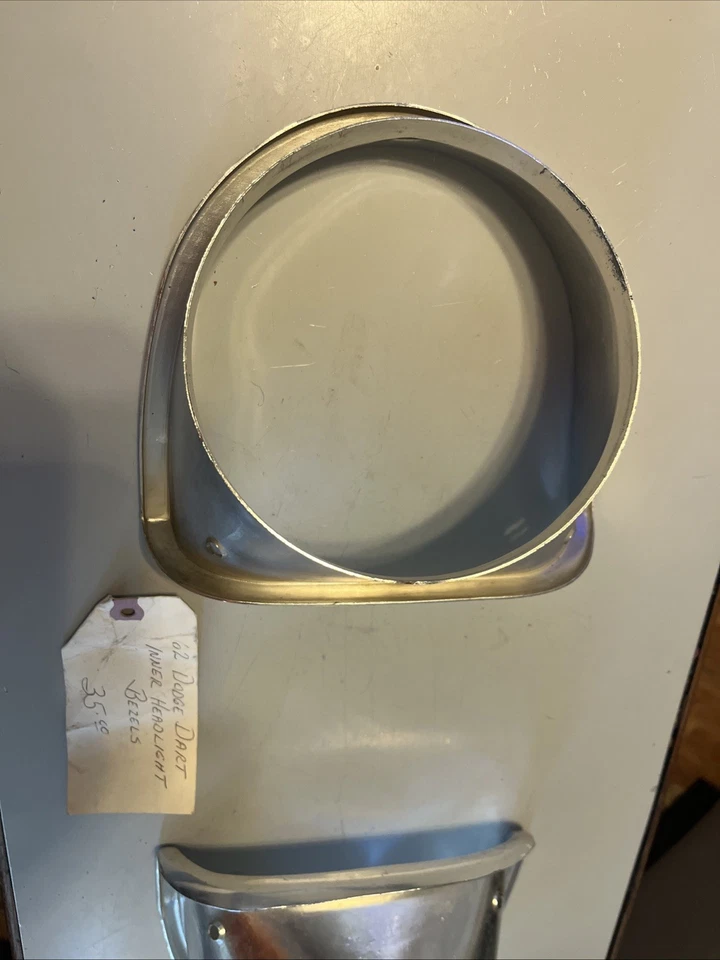 Faros interiores Dodge Dart 1962 biseles Foto 4 de 4