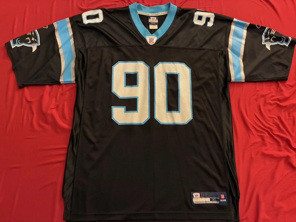 Camiseta deportiva para hombre Reebok negra Carolina Panthers Julius Peppers, #90 se ve muy bien Foto 2 de 3