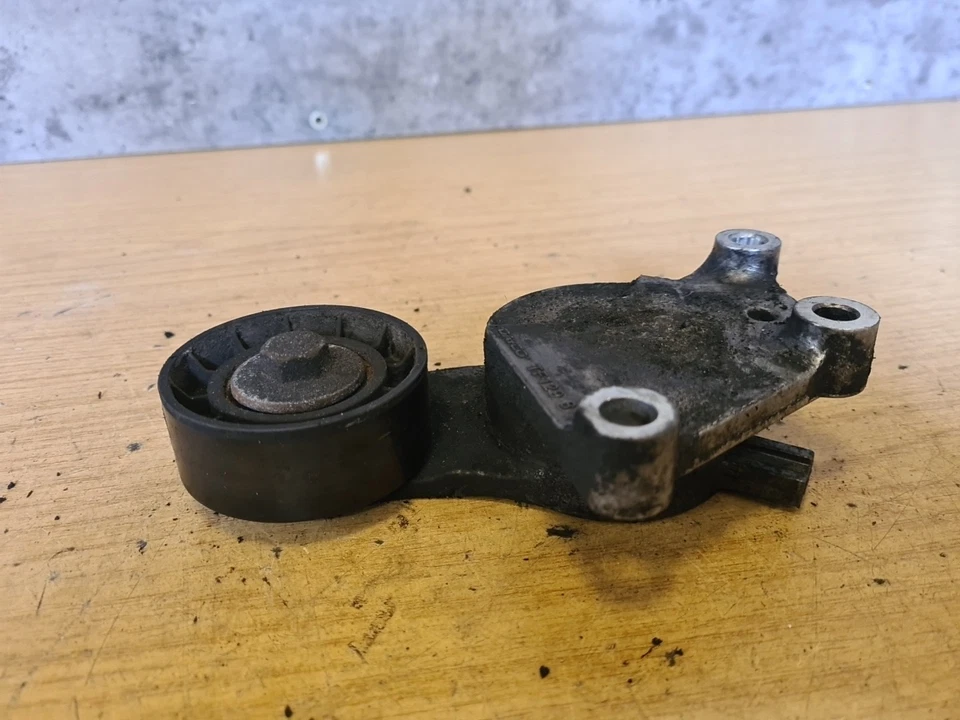 2013 PEUGEOT 207 SW MK1 FL 1.6 HDI ENGINE BELT TENSIONER PULLEY 9HP EU5 TF129B - Image 2 of 4