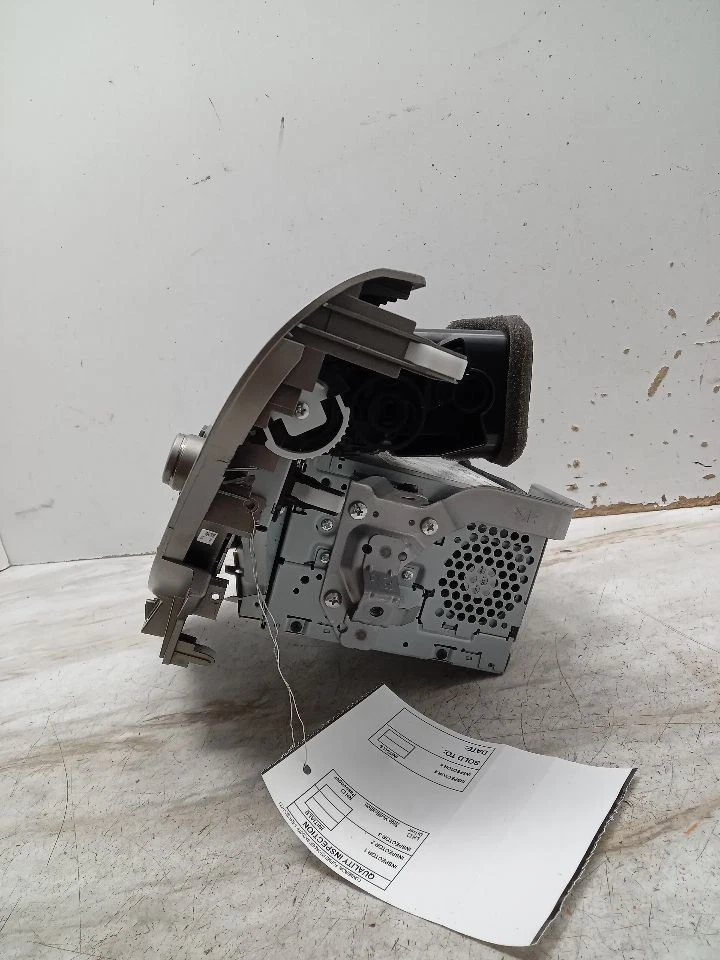 Equipo de audio receptor de radio ID 86130-0E080 compatible con 13 LEXUS RX350 316581 Foto 2 de 4