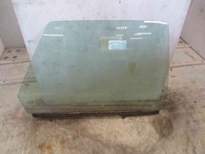 Porte avant et accessoires Renault R21