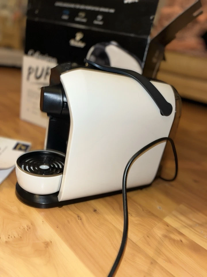 Tchibo Cafissimo „Pure“ Kaffeemaschine Kapselmaschine für Caffè Crema, Espresso - Bild 3 von 4