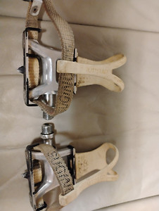 MKS RX-1 NJS Track Pedals with Christophe clips & Sugino 75 nylon straps