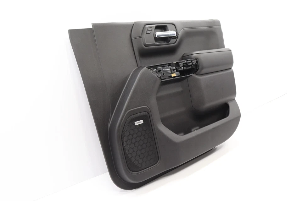 2019 - 2022 CHEVROLET SILVERADO 1500 FRONT RIGHT DOOR TRIM PANEL OEM BLACK_H2U - Image 4 of 4