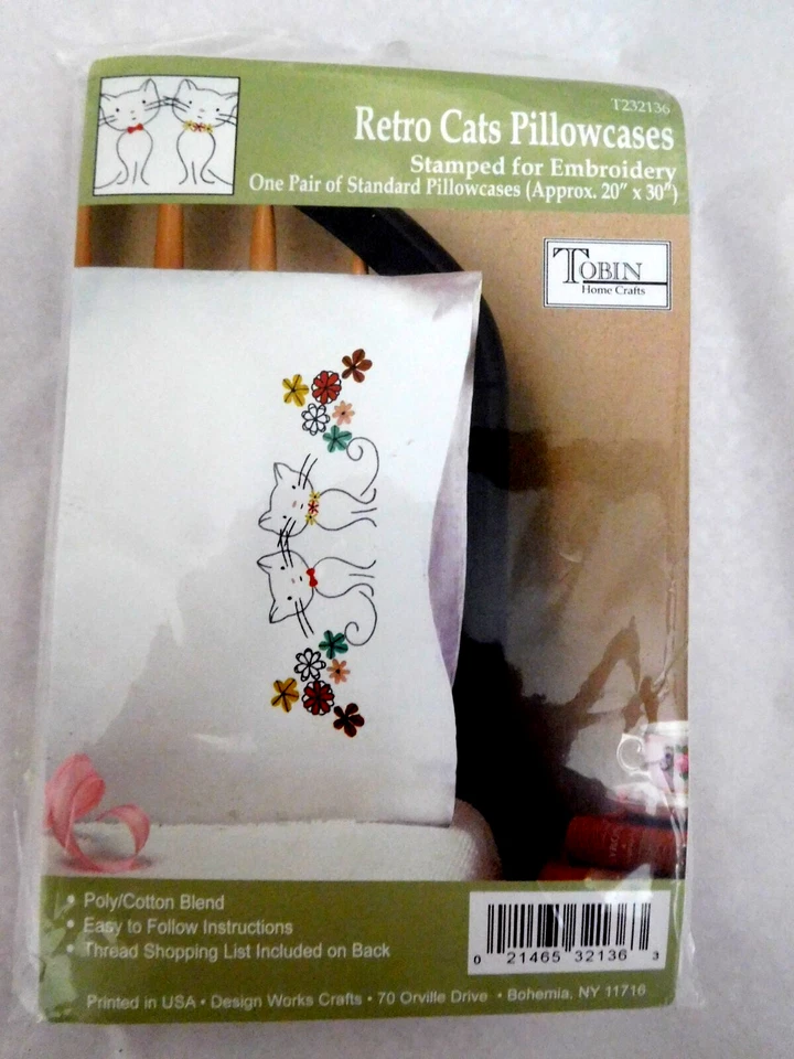 NEW NIP TOBIN RETRO CATS 20"X 30" 2 PILLOWCASES STAMPED FOR EMBROIDERY PRETTY! - Image 2 of 4