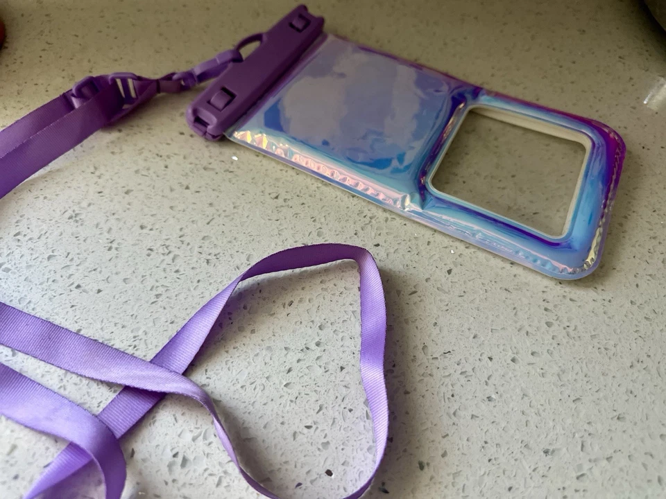 Funda de teléfono viral púrpura iridiscente casamata impermeable tamaño universal Foto 3 de 4