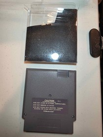 Jaws NES + Dust Sleeve + Protective Outer Case