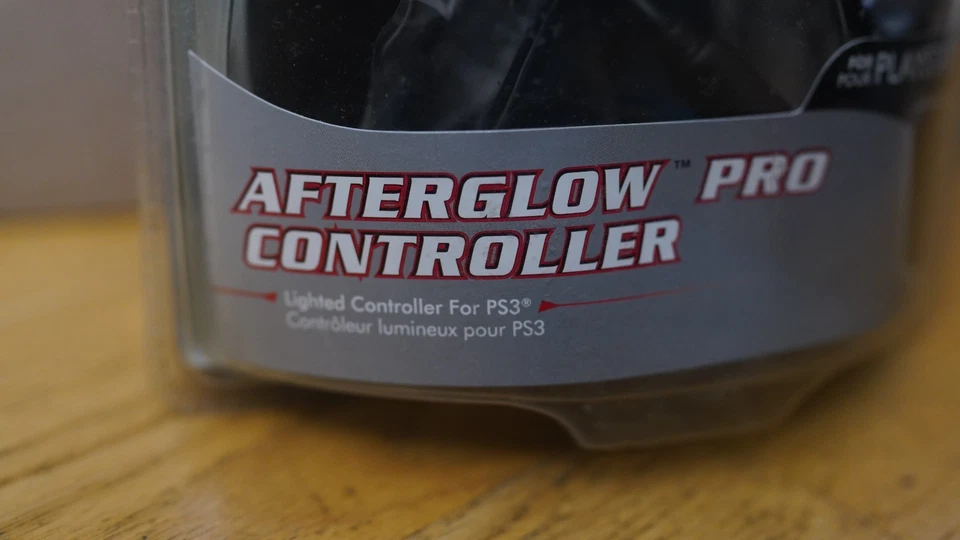 PELICAN LED LIGHT AFTERGLOW PRO CONTROLLER FOR PS3 PLAYSTATION 3 COMPATIBLE - Image 3 of 4