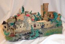 Ritter-Burg m.Zugbrücke, Pferde, z.B. für Eisenbahn-Anlage,  Einzelanfertigung,