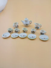 SYLVANIAN FAMILIES TEA SET CERAMIC 1985 CALICO CRITTERS