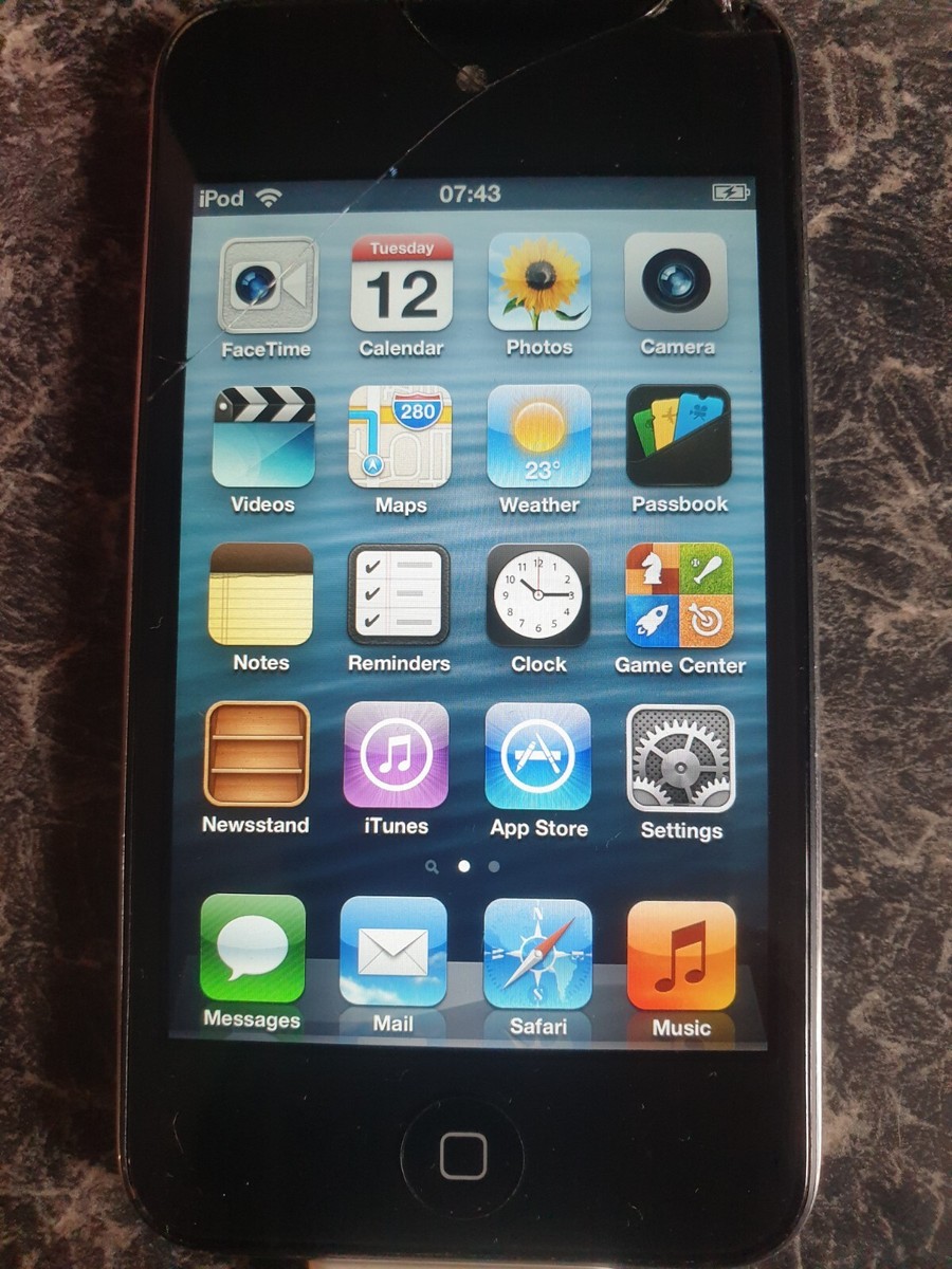 Apple iPod touch 4th Generation (Late 2010) Black (8GB