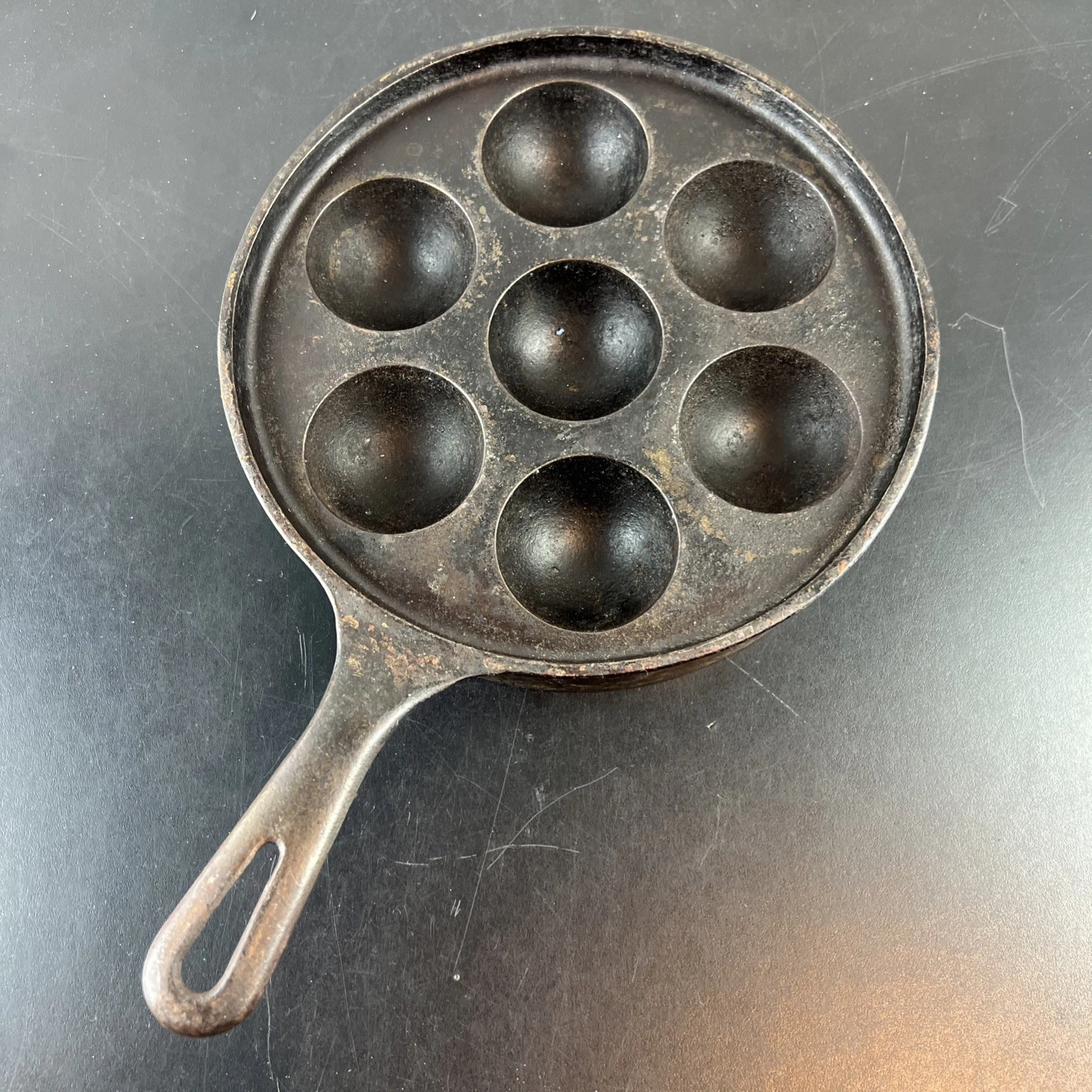 Griswold 962 No 32 Cast Iron Aebleskiver Cake Pan Skillet Made In USA
