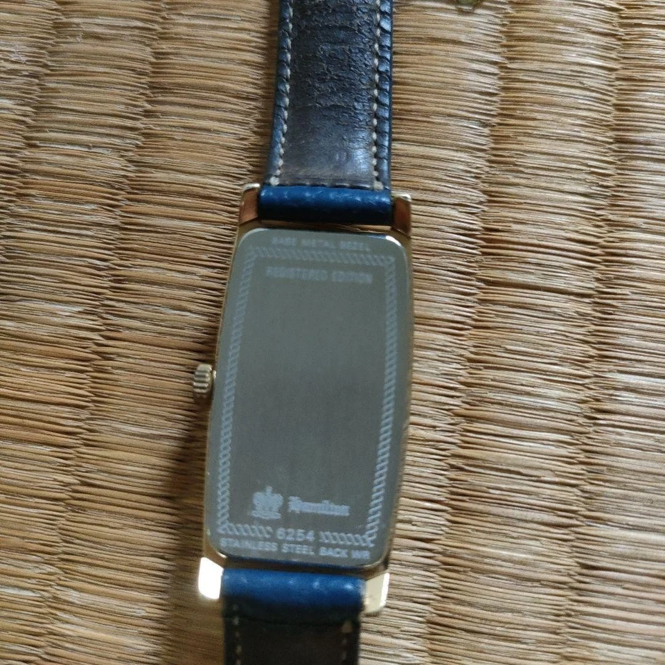 Reloj de Cuarzo Hamilton Modelo 6254 Oro Plata Combinación Correa de Cuero Foto 3 de 4