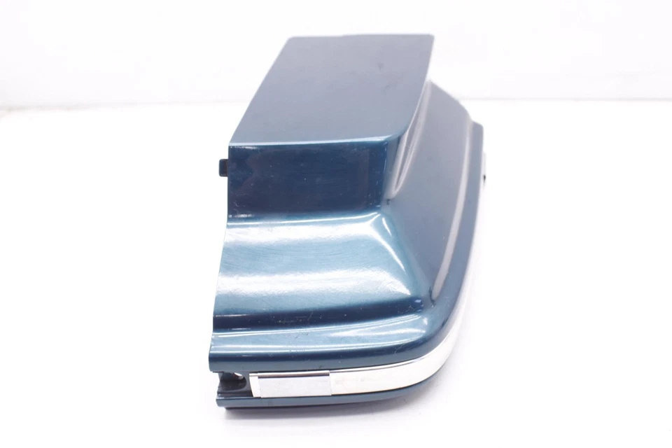96 Honda Goldwing 1500 Oem Right Lower Luggage Saddlebag Bag Cover R12 - Image 3 of 4