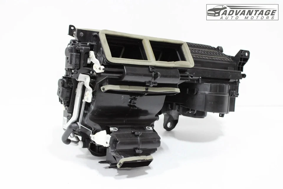 2017-2020 LINCOLN CONTINENTAL HVAC AIR CONDITIONER HEATER BLOWER MOTOR BOX OEM - Image 2 of 4