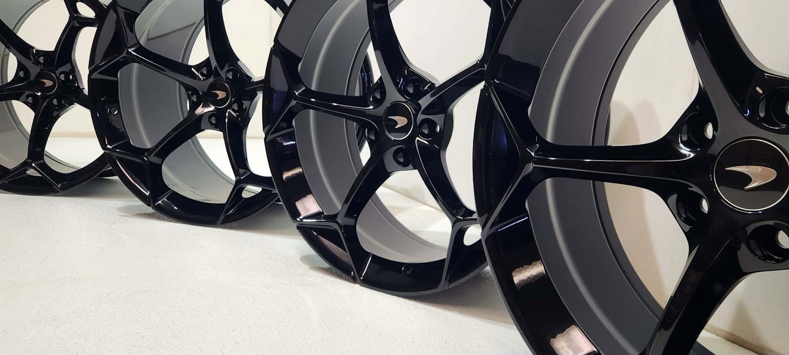 McLaren 600LT Wheels 4 pcs Black P/N 95667041619