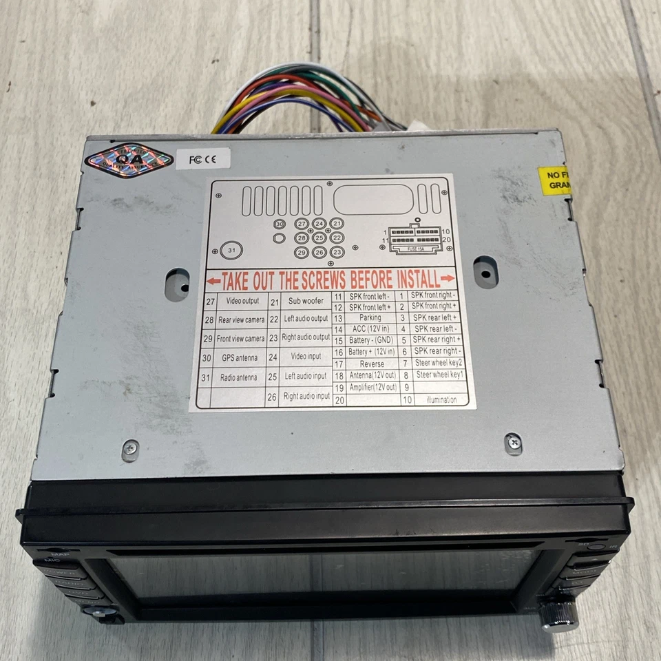 6" CAR DVD MULTIMEDIA AND GPS NAVIGATION SYSTEM - Image 3 of 4