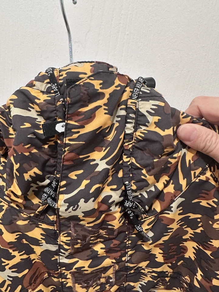 Chaqueta de Snowboard A Bathing Ape Leopardo Camuflaje Bape, Talla L Foto 3 de 4