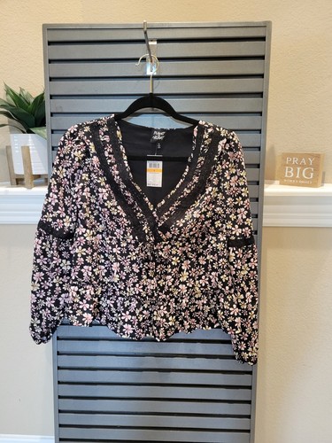 Planet Heart Dressy Top Flower Black size Small NWT - 第 1/7 張圖片