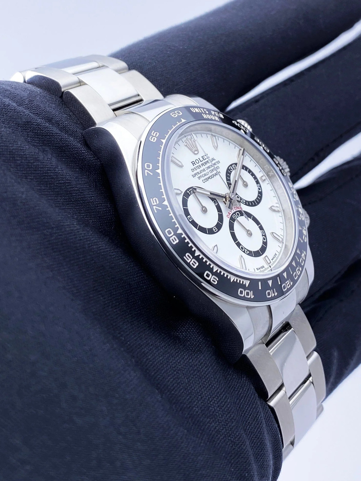 Rolex Cosmograph Daytona 126500LN White Dial Mens Watch Box Papers image 3