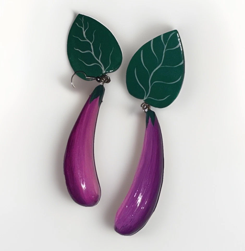 Pendientes colgantes emoji de berenjena púrpura súper divertidos Foto 2 de 4