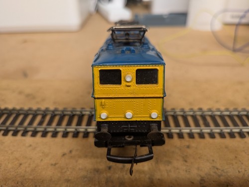 TRIANG R351 BR BLUE CLASS 77 EM2 ELECTRA LOCO 27000 - Picture 9 of 9