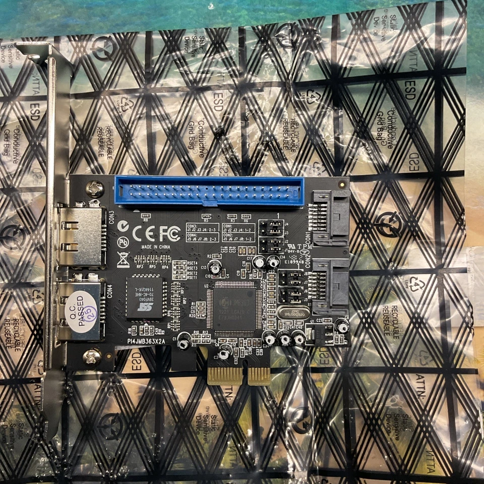 Dual Channel Serial-ATA II 3.0 Gbps PCI Express Controller Card/RAID - Image 3 of 4