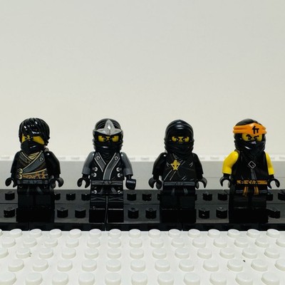 4) Lego Ninjago Cole Minifigure Lot Final Battle Golden Weapons