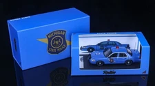 Rollin 1:64 Michigan State Police Crown Victoria CV Model Diecast Metal Car