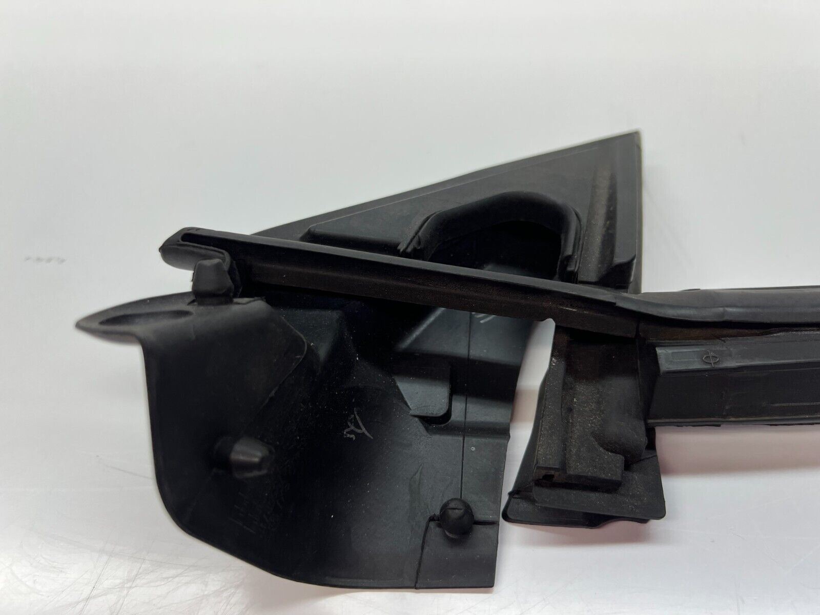 FERRARI 458 ITALIA SPIDER DRIVER LH OUTER DOOR GASKET RUBBER SEAL OEM 81361400