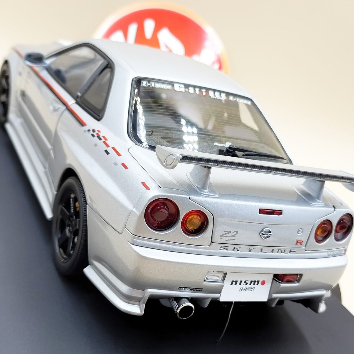 AUTOart 1/18 Nissan Skyline GT-R R2 nismo Z-Tune Version AUTOart 1/18 Nissan Skyline GT-R R2 nismo Z-Tune Version