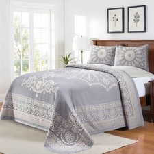 Kymbal Cotton Blend Traditional Lightweight Jacquard Medallion Bedspread Set