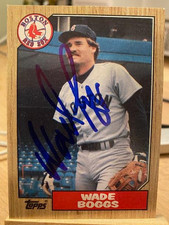 1987 Topps Wade Boggs Auto Signed Card Red Sox HOF Clean Bold Autograph