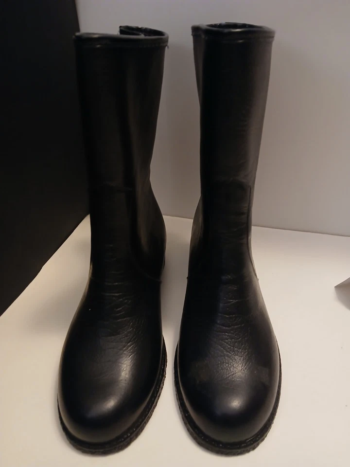 Vintage Sears Size 7  Women's Black Rubber Boots, Rain Snow Galoshes Made in USA - Image 3 of 4