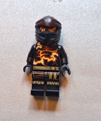 LEGO Ninjago - Mountain: Cole, Spinjitzu Burst - njo0612