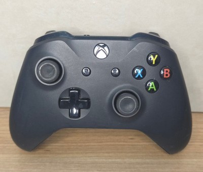 Original Microsoft Xbox One Controller   Schwarz   Modell 1708 - GUTER ZUSTAND